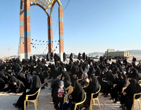 برگزاری مراسم پرفیض دعای ندبه در تپه نورالشهدا شهر نقنه
