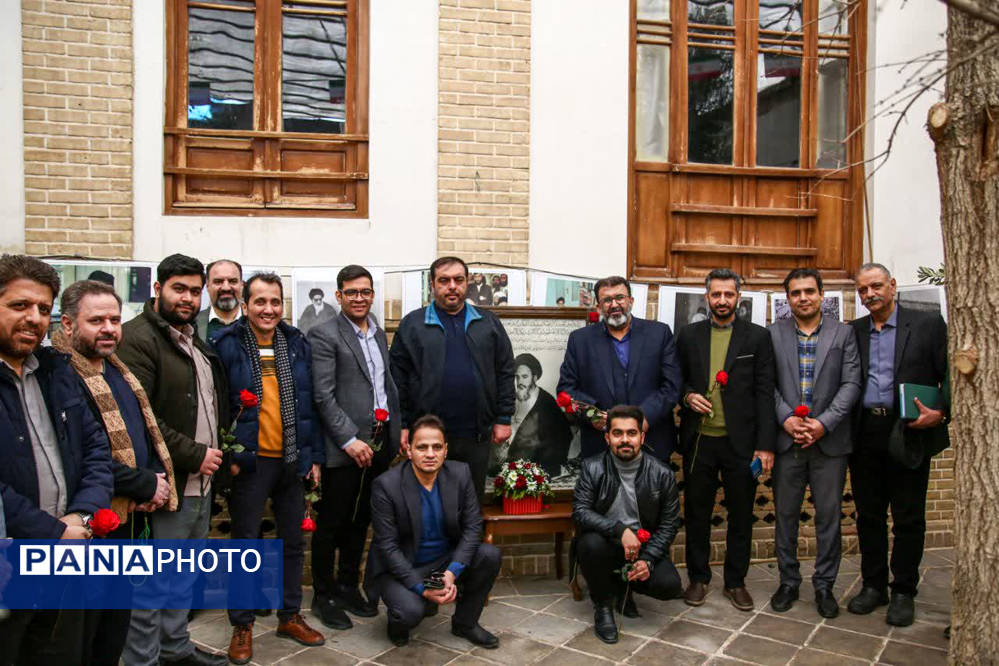 جلوه‌هایی از تجدید میثاق اصحاب رسانه قم با آرمان‌های امام خمینی(ره)