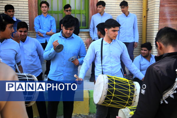 مراسم عزاداری ایام فاطمیه توسط دانش‌آموزان تنگستانی