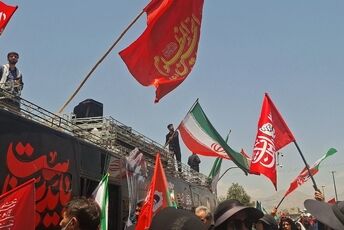 ای ساربان! آهسته ران آرام جانم می‌رود