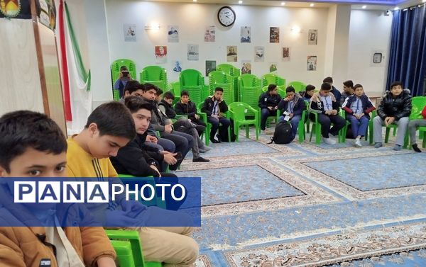  جلسه هم اندیشی برگزاری مدرسه انقلاب  در انجمن اسلامی کاشمر