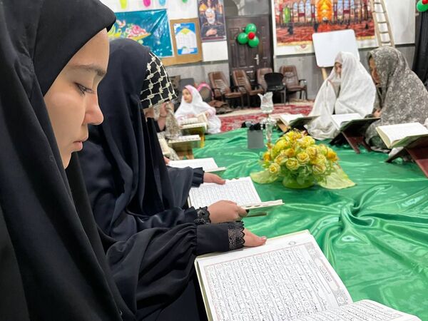 مراسم اعتکاف در مسجد امام حسین بلوار توس منطقه تبادکان مشهد