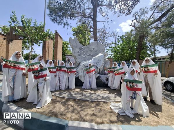 طنین اندازی سرود دختران میقات در مقتل شهید آرمان علی وردی