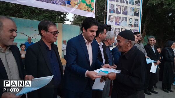 وقتی لبخند پدربزرگ‌ها و مادربزرگ‌ها، گرمای یک جشن را دوچندان کرد