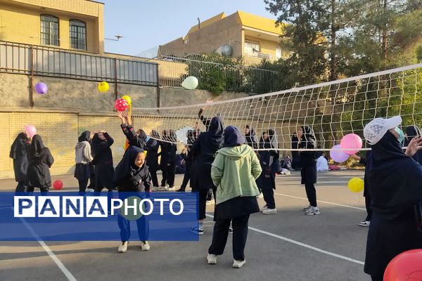 به‌مناسبت هفته بهداشت روان در دبیرستان فرشتگان ناحیه ۴شیراز 