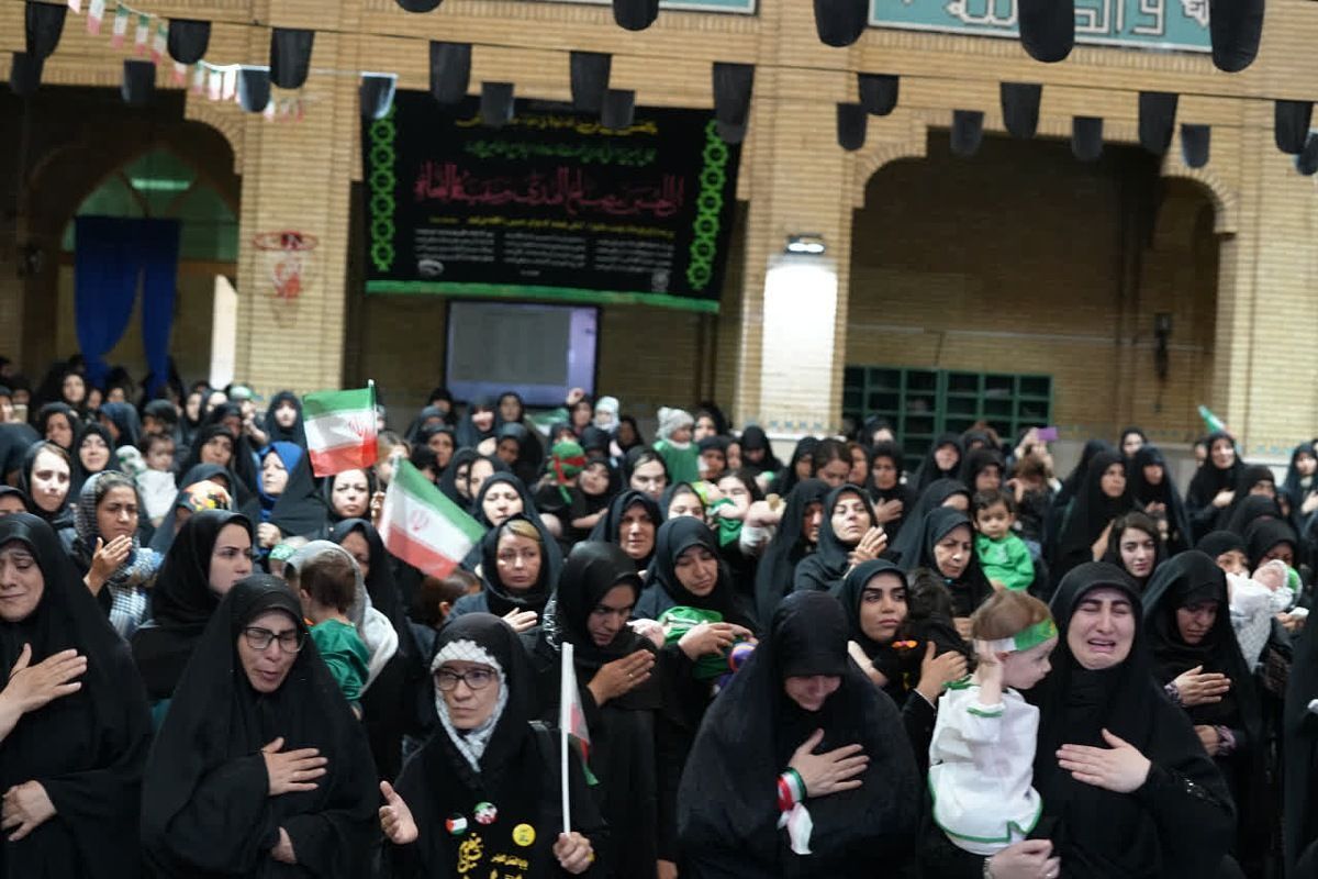 نوای «لبیک یا حسین» از اجتماع شیرخوارگان حسینی در فاز ۳ اندیشه