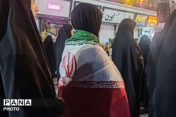 تداوم حضور در خیابان‌ها؛ رمز اتحاد و پیروزی 