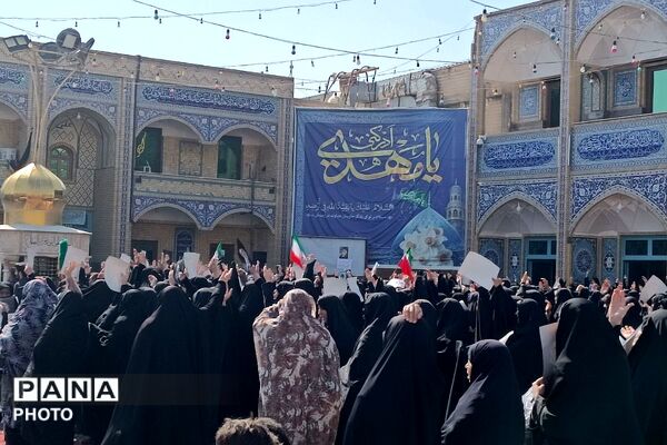 خروشِ بصیرت در صحن امامزاده جعفر (ع)؛ تالار قرآن پیشوا گنجایش دریای سوگواران مقتدا را نداشت