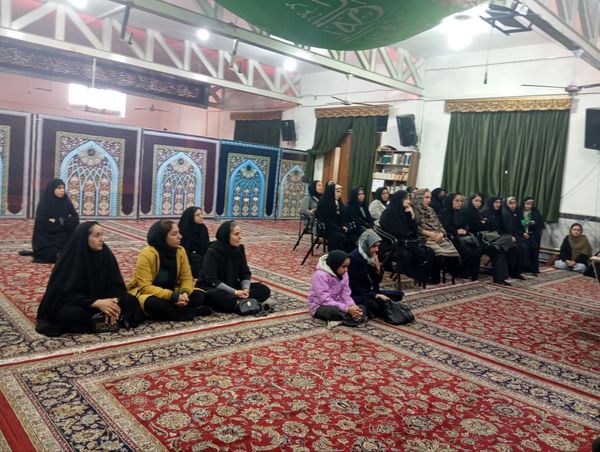 جلسه آموزش خانواده در دبیرستان دخترانه شهر آرا ۲