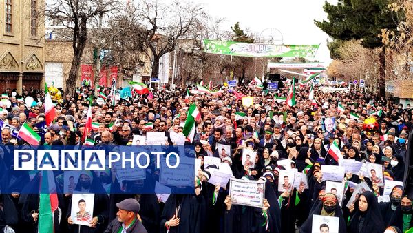 راهپیمایی یوم الله۲۲بهمن در شهرستان نیشابور 