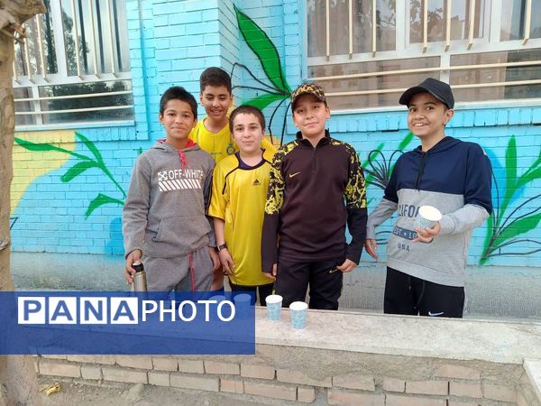 برگزاری اردوی درون مدرسه‌ای با عنوان «شبی در فرنو» در دبیرستان فرنو شهرستان قدس