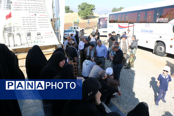 بازدید معلمان از یادمان محل شهادت سردار شهید «مهدی زین الدین»