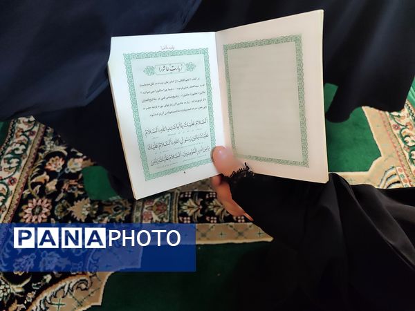 یادواره شهدا در دبستان شاهد حاج تقی آقا بزرگ ناحیه یک مشهد 