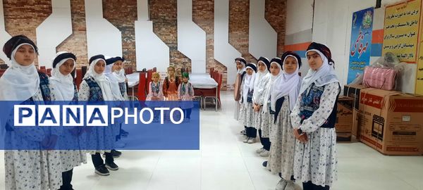 اهدای ۲۷ سری جهیزیه به نوعروسان باخرزی به مناسبت میلاد حضرت زهرا(س)