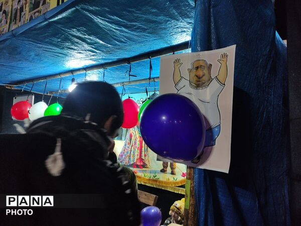 پاهایی که از ایستادن خسته نمی‌شوند