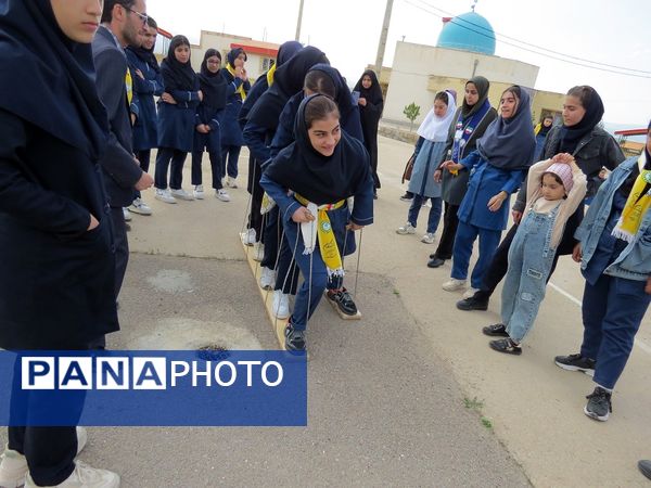 اردوی تمشک دختران بجنورد در اردوگاه شهید چمران 