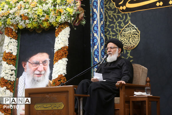 عزاداری شب شهادت امام حسن عسگری(ع) در حرم کریمه اهل بیت(س)