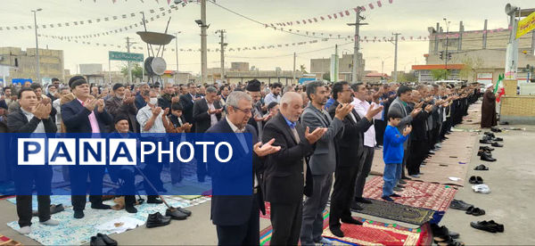 نماز عید سعید فطر در شهر جعفریه قم