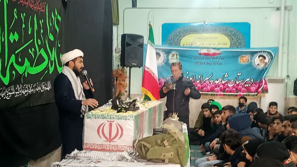 مراسم استقبال از شهید گمنام در دبیرستان شاهد ابوذر غفاری نیشابور 