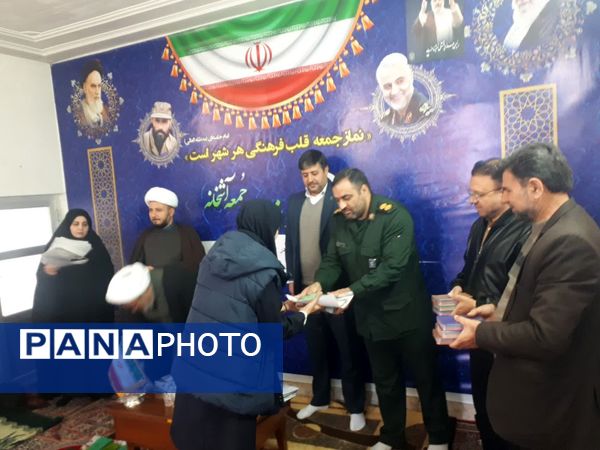 دیدار فرماندار سملقان با بانوان شاغل شهرستان 