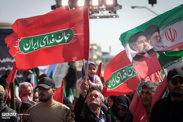 رزمایش بزرگ «دختران جان‌فدای ایران» - 3