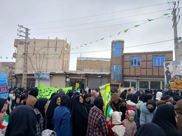 راهپیمایی ۲۲ بهمن ، جلوه‌ای از وحدت و انسجام مردم غیرتمند چاراویماق 
