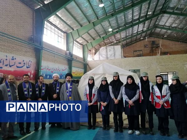 اجرای مانور همایش یاوران انقلاب در منطقه پردیس 