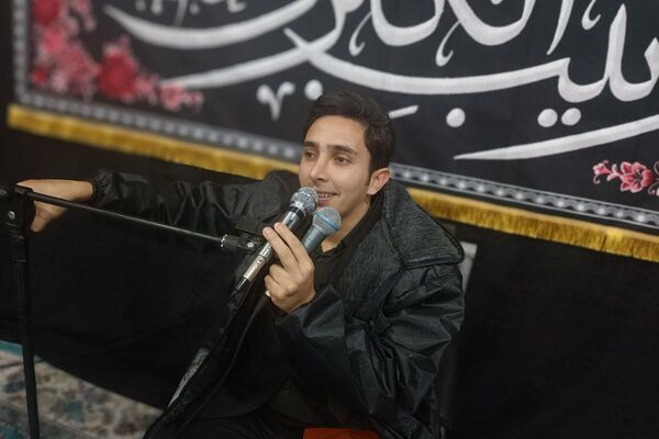 مراسم معنوی اعتکاف در مسجد اعظم حضرت ابوالفضل (ع) بهارستان دو