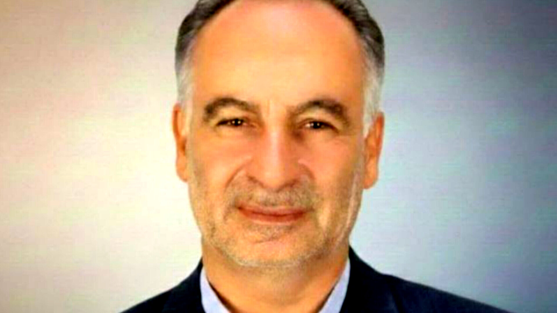 تصمیم‌گیری درباره بازنگری تأثیر معدل در کنکور، در حیطه اختیارات شورای عالی انقلاب فرهنگی قرار دارد
