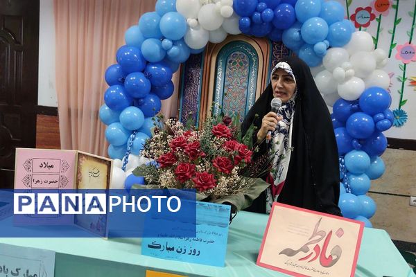 حضور دانش‌آموزان مدارس ناحیه دو شهرری در جشن ولادت حضرت فاطمه (س)