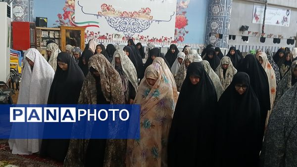 اقامه نماز جمعه همزمان با روز خبرنگار