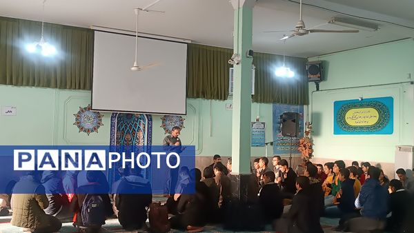 زیارت عاشورا  در دبیرستان شاهد ابوذر غفاری نیشابور