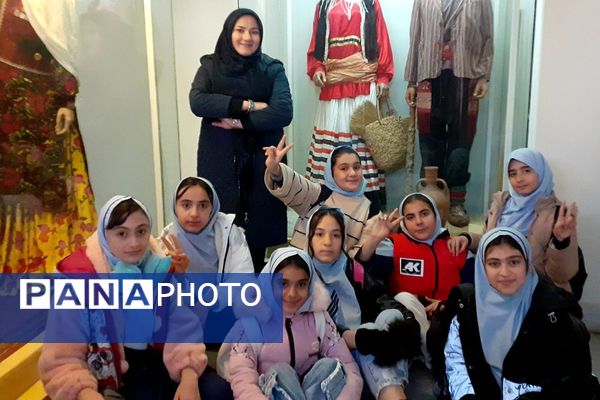 اردوی تفریحی دختران بهارستان ۲ در کاخ گلستان تهران