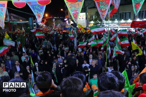 خروشان جمعیت در سراسر مناطق تهران