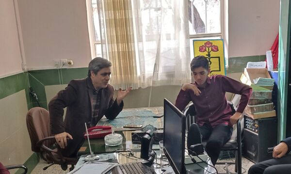 جلسه شورای پانا دبیرستان نمونه آیت الله خامنه ای 