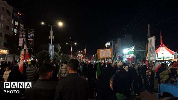 مردم پای کار ایران