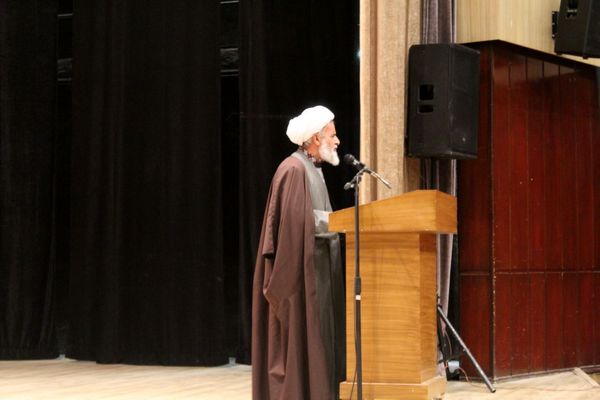 جشن بزرگ وصال و تقدیر از ۳۷۰ زوج جوان در فرهنگسرای نیشابور