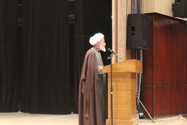 جشن بزرگ وصال و تقدیر از ۳۷۰ زوج جوان در فرهنگسرای نیشابور