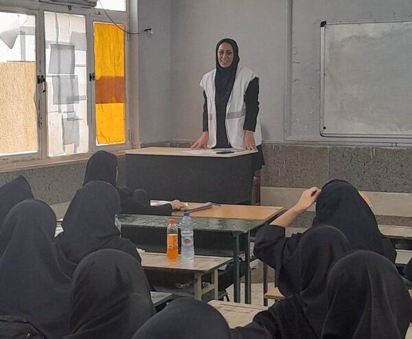 هفته بهداشت روان هنرستان زهرای مرضیه حاجی‌آباد