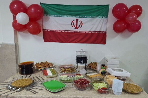  آیین افتتاح جشنواره ماها و ایران‌مون در دبیرستان خدیجه کبری پردیس 