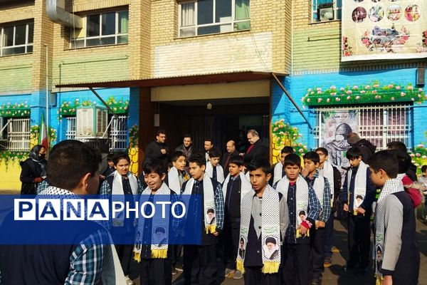 جشنواره ایرانشناسی در دبستان قلنبر ناحیه 2 شهرری 