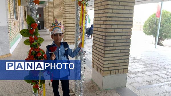 شکوفه‌ها در راه رویش؛ جشن ورود کلاس اولی‌ها در مدرسه شهید مطهری مارم فین