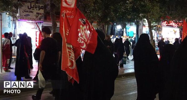 بغض گلوگیر ملت در آخرین دیدار با امام شهید