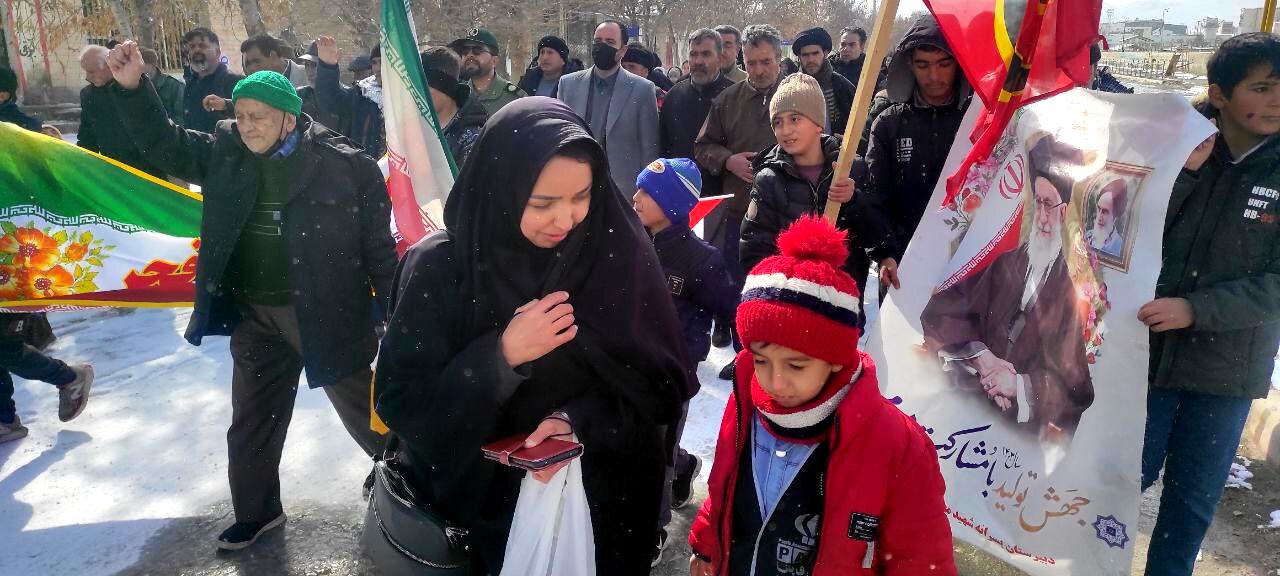راهپیمایی ۲۲بهمن در روستای اسلام آباد شیروان
