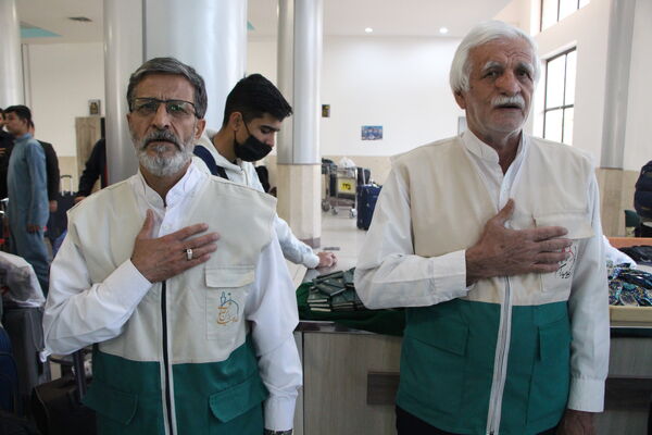مراسم استقبال از کاروان دانش‌آموزی اعزام به حج عمره در یزد