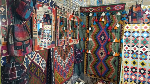 حال و هوای بازار یاسوج در آستانه شب یلدا