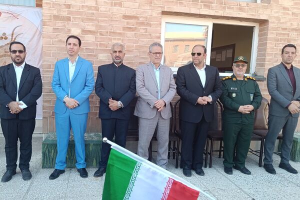 نواختن زنگ سال تحصیلی ۱۴۰۳-۱۴۰۴ در شهرستان شهریار