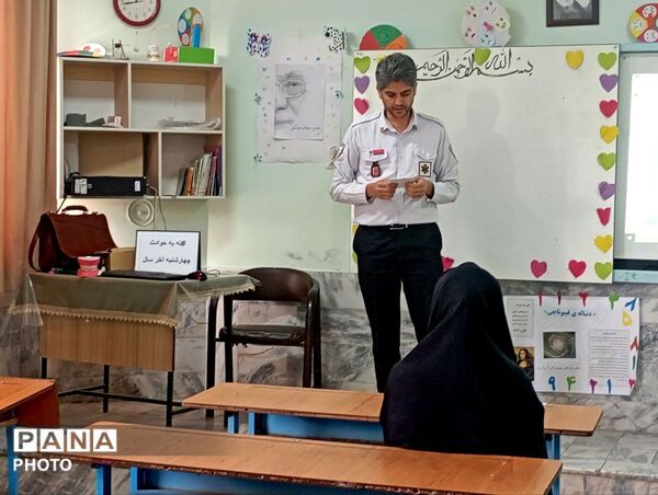 کلاس های آموزش خود امدادی و بهداشت دهان و دندان 
