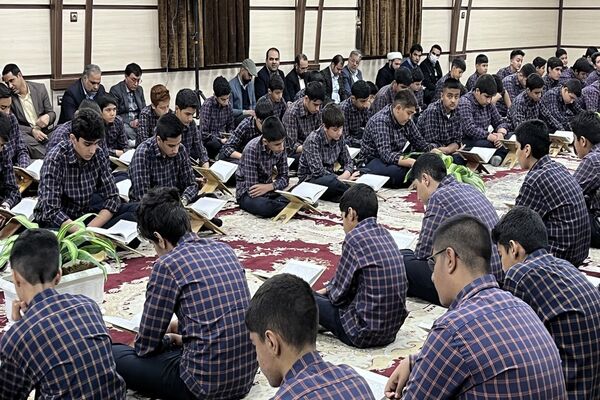 آیین افتتاحیه مسابقات قرآن، عترت و نماز در کرمان