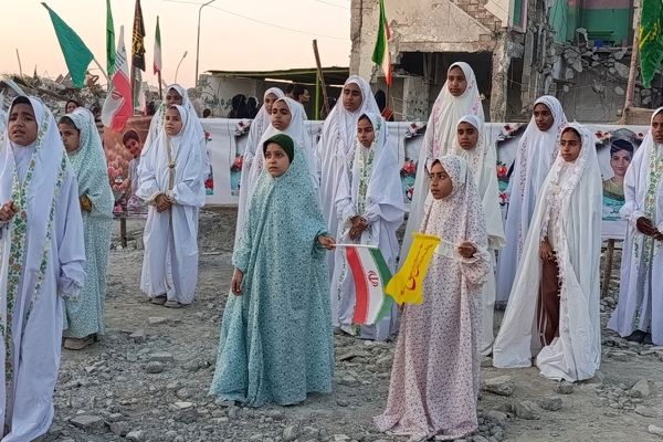 جشن باشکوه عید غدیر در مدرسه شجره طیبه میناب